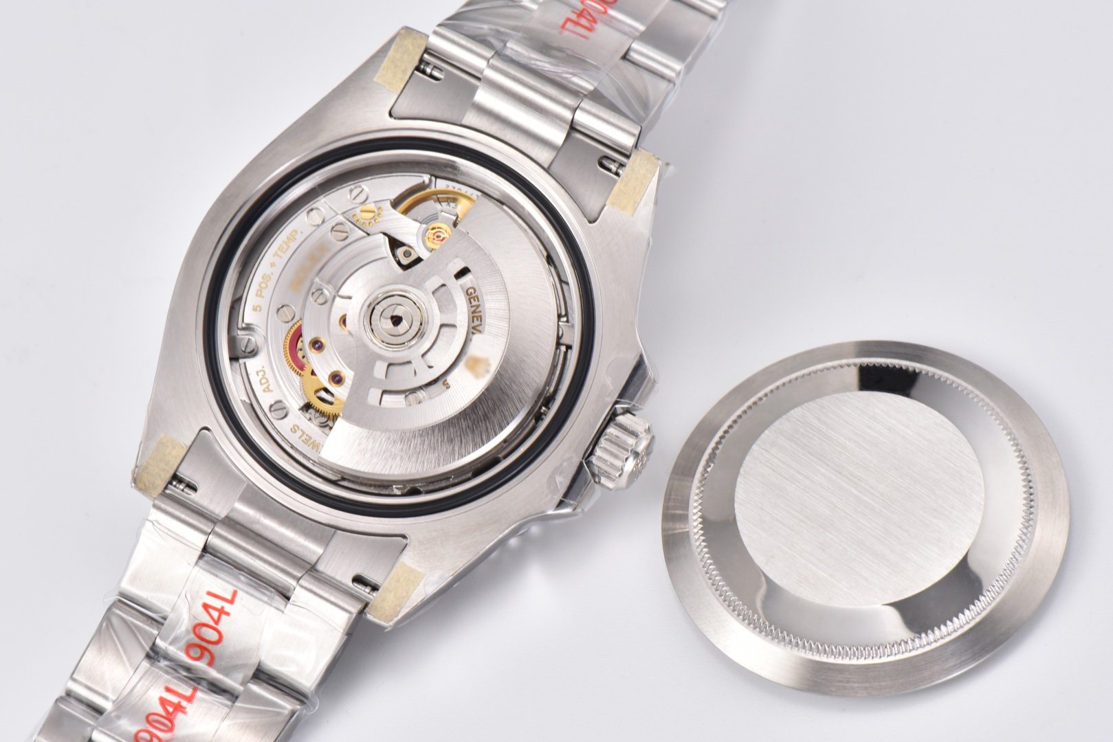 Clean Factory Submariner – Green Bezel